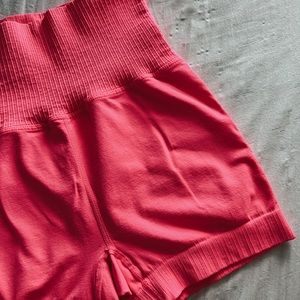 (SOLD ON INSTA) FREE PEOPLE MOVEMENT GOOD KARMA RUNNING SHORTS